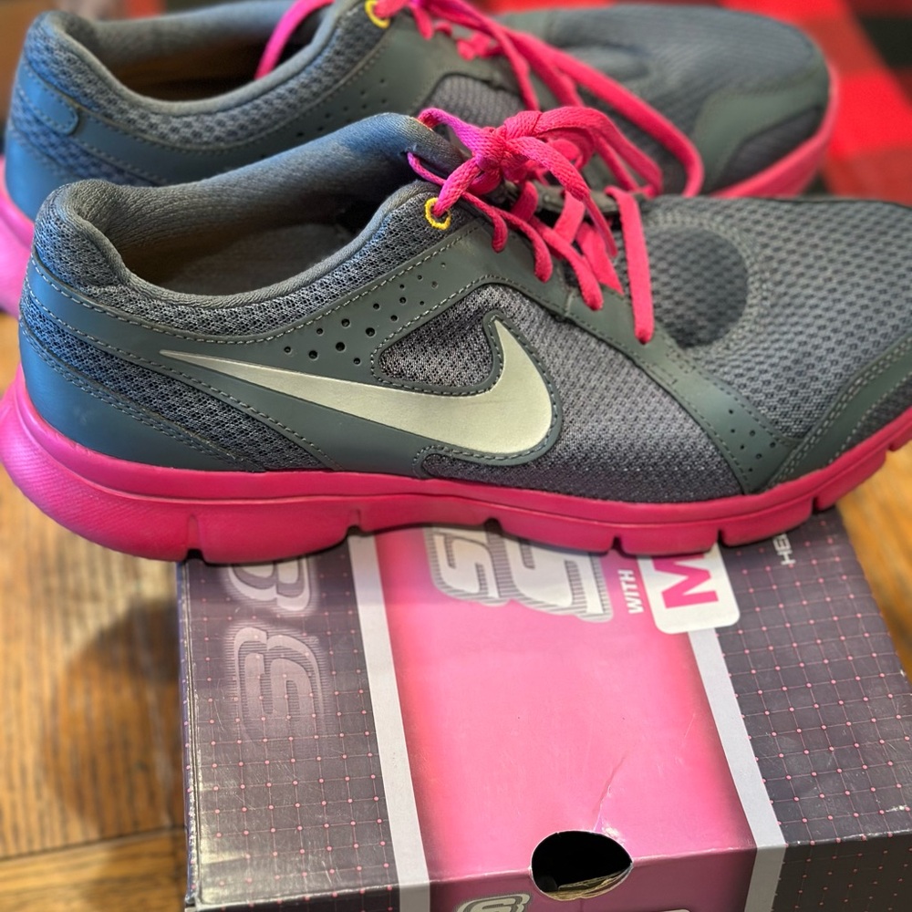 Like NEW Nike Women's Gray and Pink Athletic Sneakers only worn 1-2 times